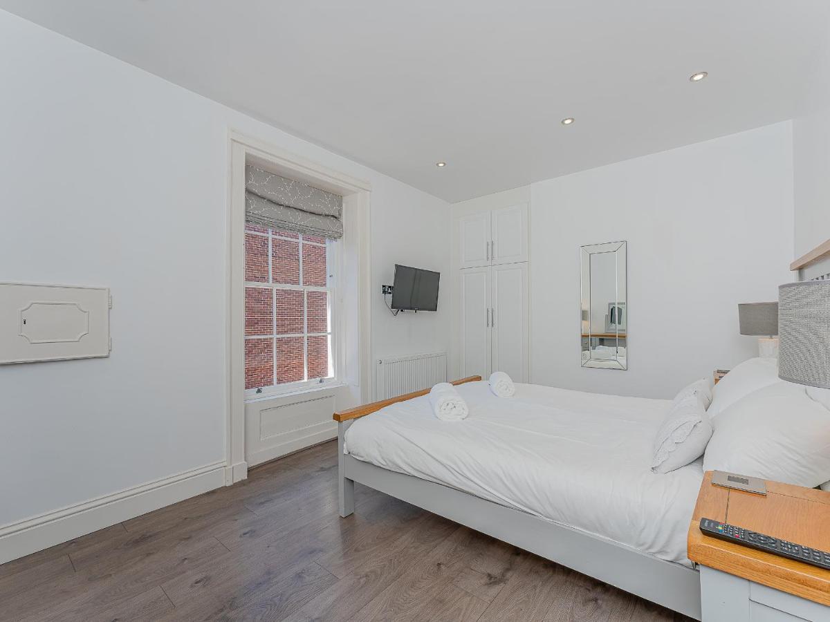 Flat 4A Apartment เชสเตอร์ ภายนอก รูปภาพ