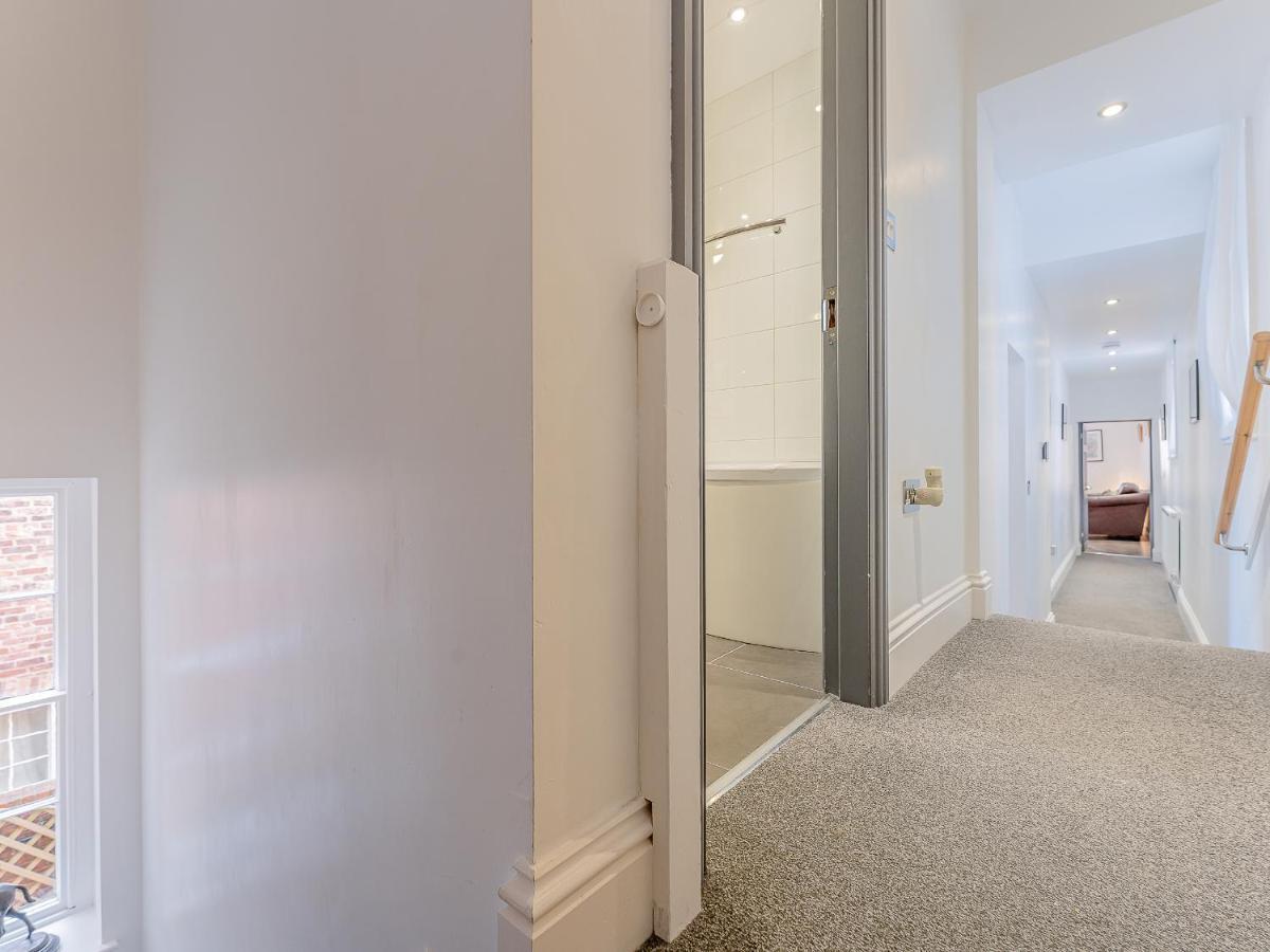 Flat 4A Apartment เชสเตอร์ ภายนอก รูปภาพ