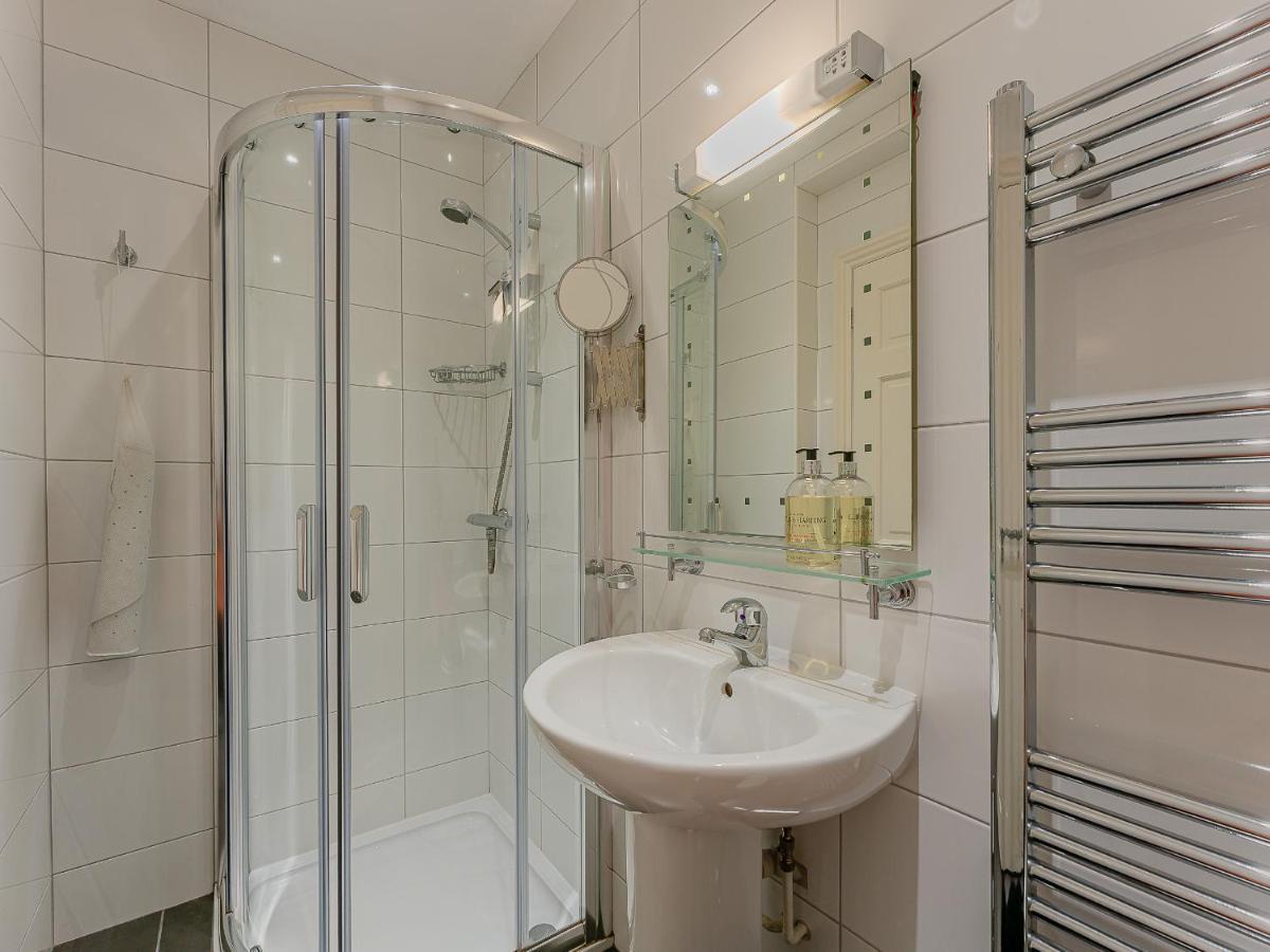 Flat 4A Apartment เชสเตอร์ ภายนอก รูปภาพ